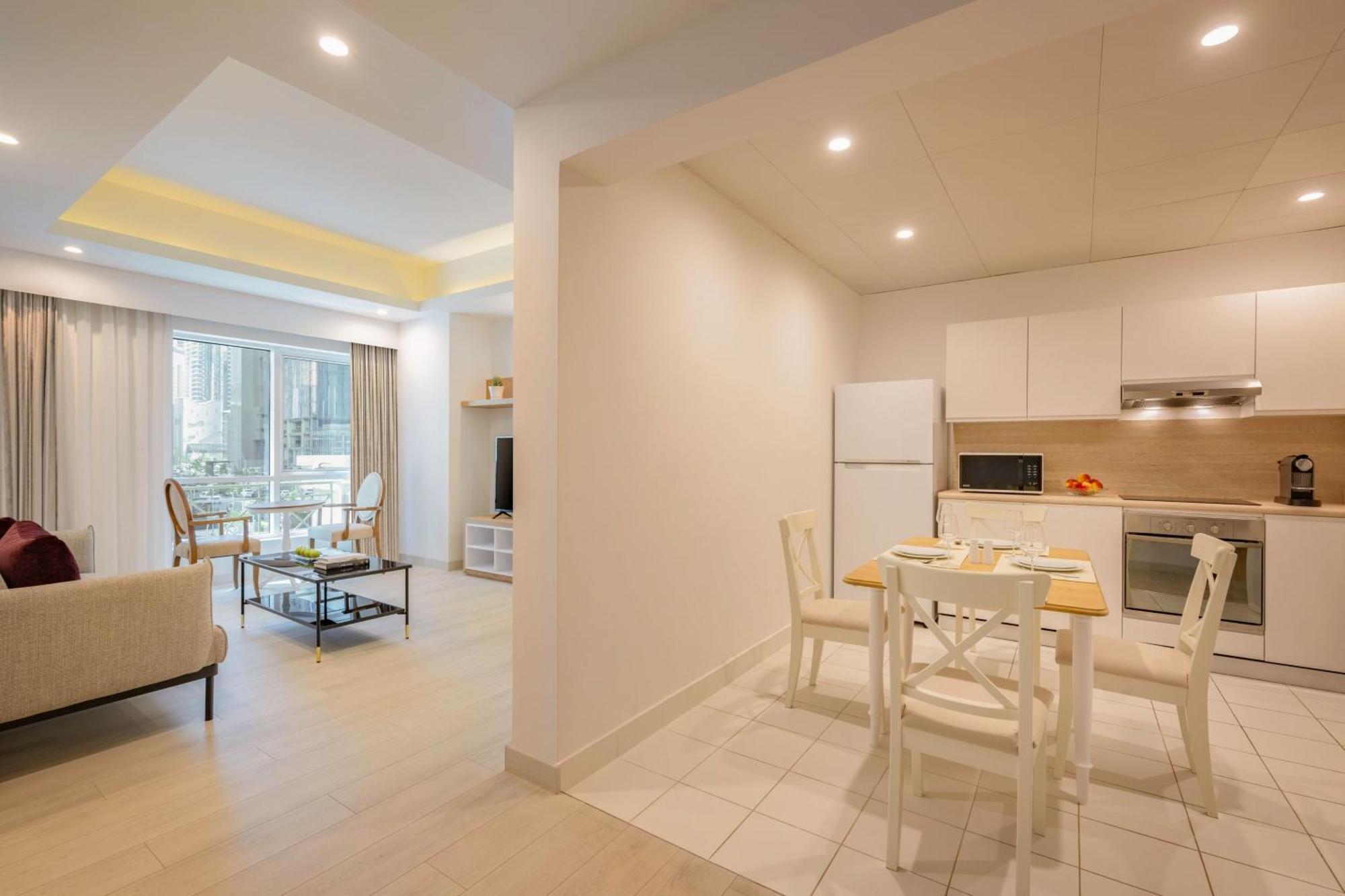 Marriott Executive Apartments City Center Doha Exterior photo